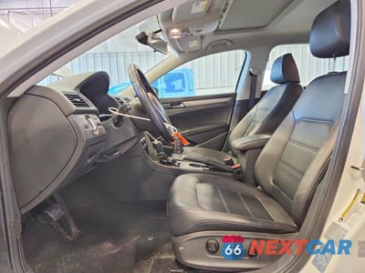 Zdjęcie 7 z 12 samochodu: 2015 VOLKSWAGEN PASSAT SE VIN:1VWBV7A30FC042877 - miniatura