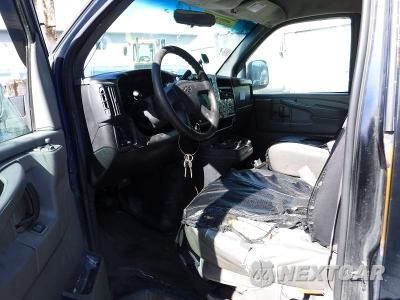 Piąte zdjęcie samochodu w środku: 2003 CHEVROLET EXPRESS G2500 VIN:1GAGG25U331232715 - miniatura