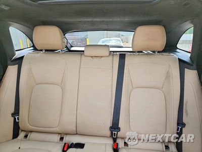 Zdjęcie 10 z 13 samochodu: 2019 JAGUAR F-PACE PREMIUM VIN:SADCJ2GX4KA368563 - miniatura