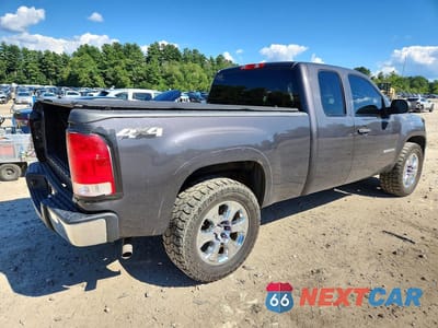 Trzecie zdjęcie samochodu z tyłu: 2011 GMC SIERRA K1500 VIN:1GTR2TEA3BZ115548 - miniatura