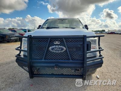Piąte zdjęcie samochodu w środku: 2022 FORD F250 SUPER DUTY VIN:1FT7W2B60NEC70446 - miniatura