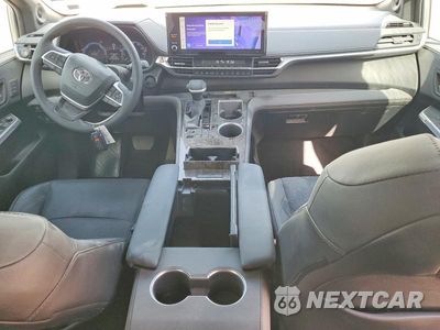Zdjęcie 8 z 14 samochodu: 2025 TOYOTA SIENNA LE AWD W/8-PA VIN:5TDESKFC6SS195230 - miniatura
