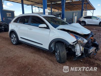 Czwarte zdjęcie samochodu z boku: 2021 KIA NIRO EX VIN:KNDCC3LGXM5107323 - miniatura