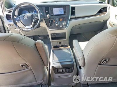 Zdjęcie 8 z 14 samochodu: 2018 TOYOTA SIENNA XLE 8-PASSENGER VIN:5TDYZ3DC4JS904432 - miniatura