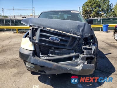 Piąte zdjęcie samochodu w środku: 2004 FORD F150 VIN:1FTPX14514NB23935 - miniatura