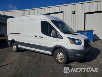 Czwarte zdjęcie samochodu z boku: 2024 FORD TRANSIT T-250 VIN:1FTBR1C82RKA07006 - miniatura
