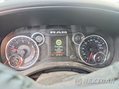 Zdjęcie 9 z 12 samochodu: 2020 RAM 1500 BIG HORN/LONE STAR VIN:1C6SRFFT2LN264175 - miniatura