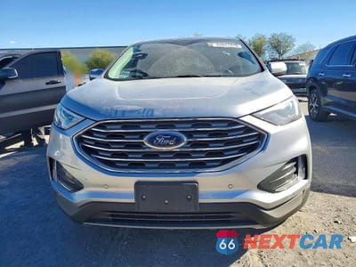 Piąte zdjęcie samochodu w środku: 2022 FORD EDGE TITANIUM VIN:2FMPK4K96NBB04487 - miniatura