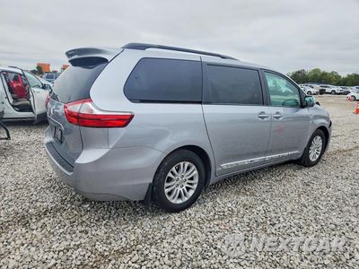 Trzecie zdjęcie samochodu z tyłu: 2016 TOYOTA SIENNA XLE 8-PASSENGER VIN:5TDYK3DC8GS713724 - miniatura