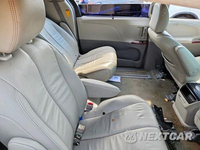 Zdjęcie 11 z 13 samochodu: 2014 TOYOTA SIENNA XLE 8-PASSENGER VIN:5TDYK3DC7ES433502 - miniatura
