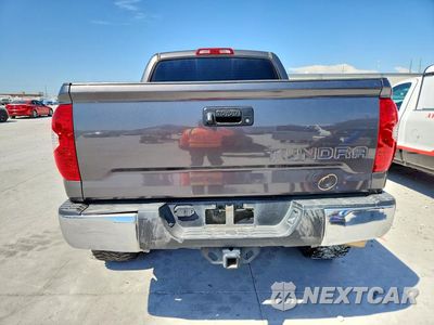 Zdjęcie 6 z 12 samochodu: 2017 TOYOTA TUNDRA SR5 VIN:5TFDW5F15HX604417 - miniatura