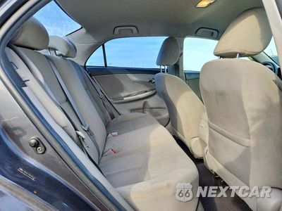 Zdjęcie 10 z 13 samochodu: 2011 TOYOTA COROLLA LE VIN:2T1BU4EE5BC636320 - miniatura
