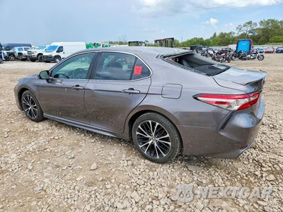 Drugie zdjęcie samochodu z przodu: 2018 TOYOTA CAMRY SE VIN:4T1B11HK0JU635680 - miniatura