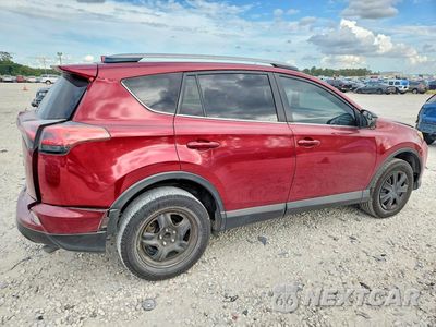Trzecie zdjęcie samochodu z tyłu: 2018 TOYOTA RAV4 LE VIN:2T3ZFREV8JW486407 - miniatura