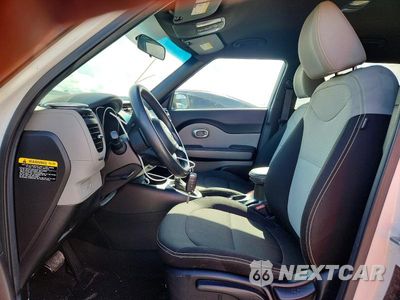 Zdjęcie 7 z 12 samochodu: 2014 KIA SOUL + VIN:KNDJP3A59E7035114 - miniatura