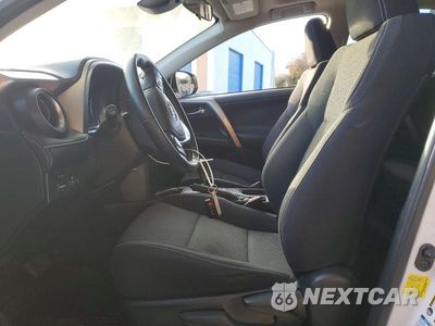 Zdjęcie 7 z 12 samochodu: 2017 TOYOTA RAV4 HYBRID XLE VIN:JTMRJREV6HD138367 - miniatura