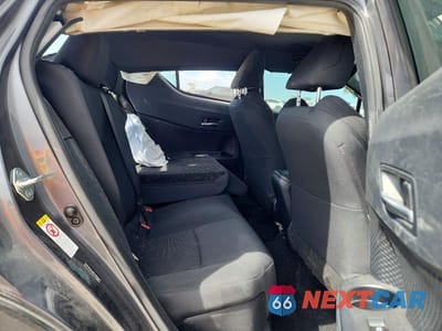 Zdjęcie 10 z 13 samochodu: 2018 TOYOTA C-HR XLE VIN:NMTKHMBXXJR059105 - miniatura