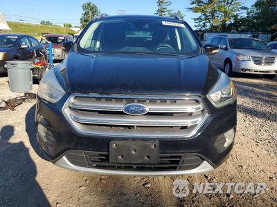 Piąte zdjęcie samochodu w środku: 2017 FORD ESCAPE TITANIUM VIN:1FMCU0JD3HUA59367 - miniatura