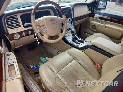 Zdjęcie 8 z 13 samochodu: 2005 LINCOLN AVIATOR VIN:5LMEU68H55ZJ15051 - miniatura