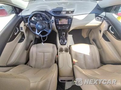 Zdjęcie 8 z 13 samochodu: 2018 NISSAN ROGUE SL VIN:5N1AT2MT1JC828999 - miniatura