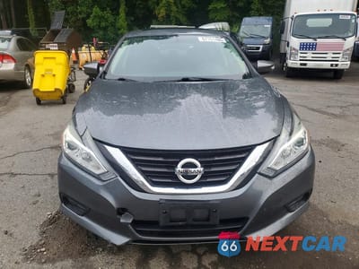 Piąte zdjęcie samochodu w środku: 2017 NISSAN ALTIMA 2.5 SL VIN:1N4AL3AP5HC210666 - miniatura