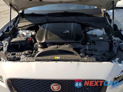 Zdjęcie 12 z 13 samochodu: 2017 JAGUAR F-PACE PRESTIGE VIN:SADCK2BN5HA891084 - miniatura