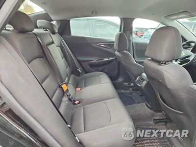 Zdjęcie 10 z 13 samochodu: 2019 CHEVROLET MALIBU LT VIN:1G1ZD5ST6KF158349 - miniatura