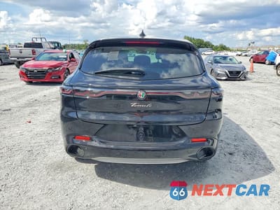 Zdjęcie 6 z 13 samochodu: 2024 ALFA ROMEO TONALE TI VIN:ZASPATCW7R3048480 - miniatura
