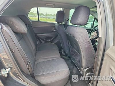 Zdjęcie 11 z 13 samochodu: 2020 CHEVROLET TRAX LS VIN:3GNCJKSB5LL185407 - miniatura