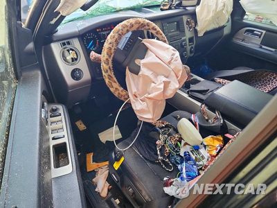 Zdjęcie 8 z 13 samochodu: 2017 FORD EXPEDITION EL XLT VIN:1FMJK1HT0HEA60969 - miniatura