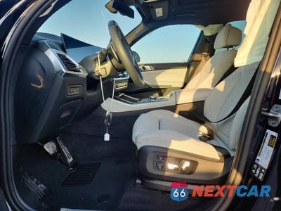 Zdjęcie 7 z 13 samochodu: 2025 BMW X5 XDRIVE40I VIN:5UX23EU08S9Z13075 - miniatura