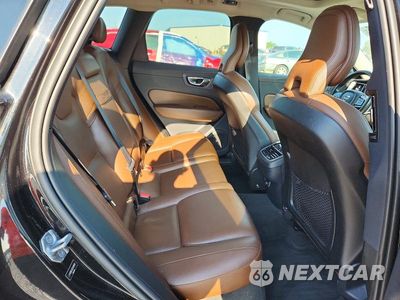 Zdjęcie 11 z 13 samochodu: 2019 VOLVO XC60 T5 INSCRIPTION VIN:LYV102DL5KB236900 - miniatura
