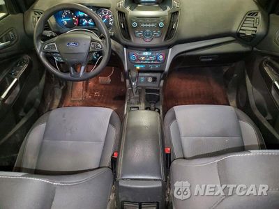 Zdjęcie 8 z 13 samochodu: 2018 FORD ESCAPE SE VIN:1FMCU9GD2JUC34449 - miniatura
