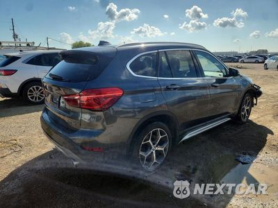 Trzecie zdjęcie samochodu z tyłu: 2018 BMW X1 SDRIVE28I VIN:WBXHU7C3XJ3H43163 - miniatura