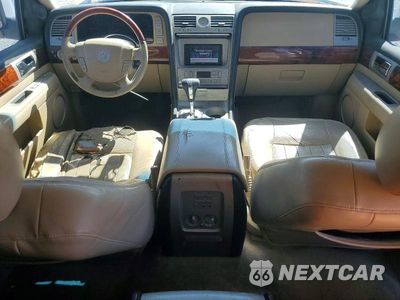 Zdjęcie 8 z 13 samochodu: 2012 LINCOLN NAVIGATOR VIN:5LMFU275X6LJ11084 - miniatura