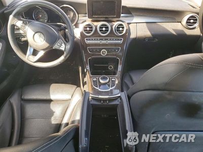Zdjęcie 8 z 12 samochodu: 2018 MERCEDES-BENZ C 300 4MATIC VIN:55SWF4KB6JU241870 - miniatura
