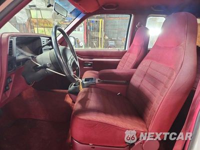 Zdjęcie 7 z 13 samochodu: 1994 FORD EXPLORER VIN:1FMCU24X9RUD14879 - miniatura