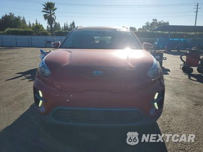 Piąte zdjęcie samochodu w środku: 2020 KIA NIRO EX VIN:KNDCC3LGXL5036252 - miniatura