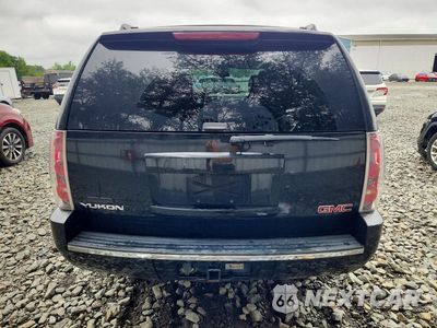 Zdjęcie 6 z 13 samochodu: 2007 GMC YUKON DENALI VIN:1GKFK63877J272059 - miniatura