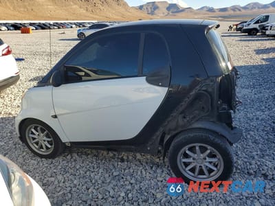 Drugie zdjęcie samochodu z przodu: 2008 SMART FORTWO PURE VIN:WMEEJ31X48K119445 - miniatura