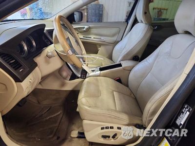 Zdjęcie 7 z 12 samochodu: 2012 VOLVO XC60 3.2 VIN:YV4952DL3C2332738 - miniatura
