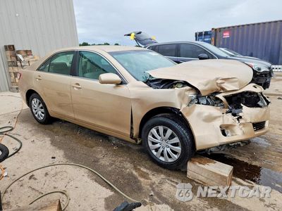 Czwarte zdjęcie samochodu z boku: 2010 TOYOTA CAMRY LE VIN:4T1BF3EK1AU031511 - miniatura