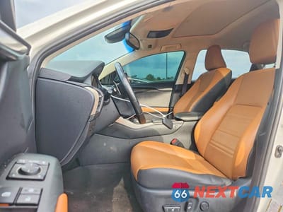 Zdjęcie 7 z 13 samochodu: 2019 LEXUS NX 300 BASE VIN:JTJBARBZ8K2200926 - miniatura