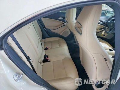 Zdjęcie 10 z 12 samochodu: 2016 MERCEDES-BENZ CLA 250 4MATIC VIN:WDDSJ4GB3GN393080 - miniatura