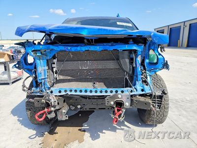 Piąte zdjęcie samochodu w środku: 2024 GMC SIERRA K1500 AT4 VIN:3GTUUEEL2RG272418 - miniatura