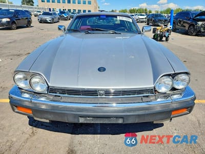 Piąte zdjęcie samochodu w środku: 1985 JAGUAR XJS VIN:SAJNV5843FC121318 - miniatura