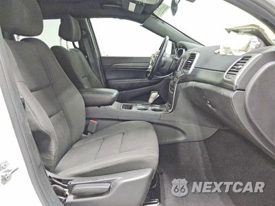 Zdjęcie 14 z 14 samochodu: 2020 JEEP GRAND CHEROKEE LAREDO VIN:1C4RJEAGXLC245128 - miniatura