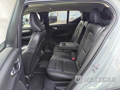 Zdjęcie 11 z 14 samochodu: 2026 VOLVO XC40 PLUS VIN:YV4L12UC5T2790699 - miniatura