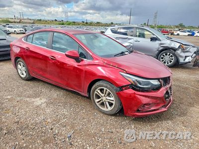 Czwarte zdjęcie samochodu z boku: 2017 CHEVROLET CRUZE LT VIN:1G1BE5SM6H7121179 - miniatura