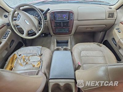 Zdjęcie 8 z 13 samochodu: 2005 FORD EXPLORER LIMITED VIN:1FMDU75W65UB99580 - miniatura